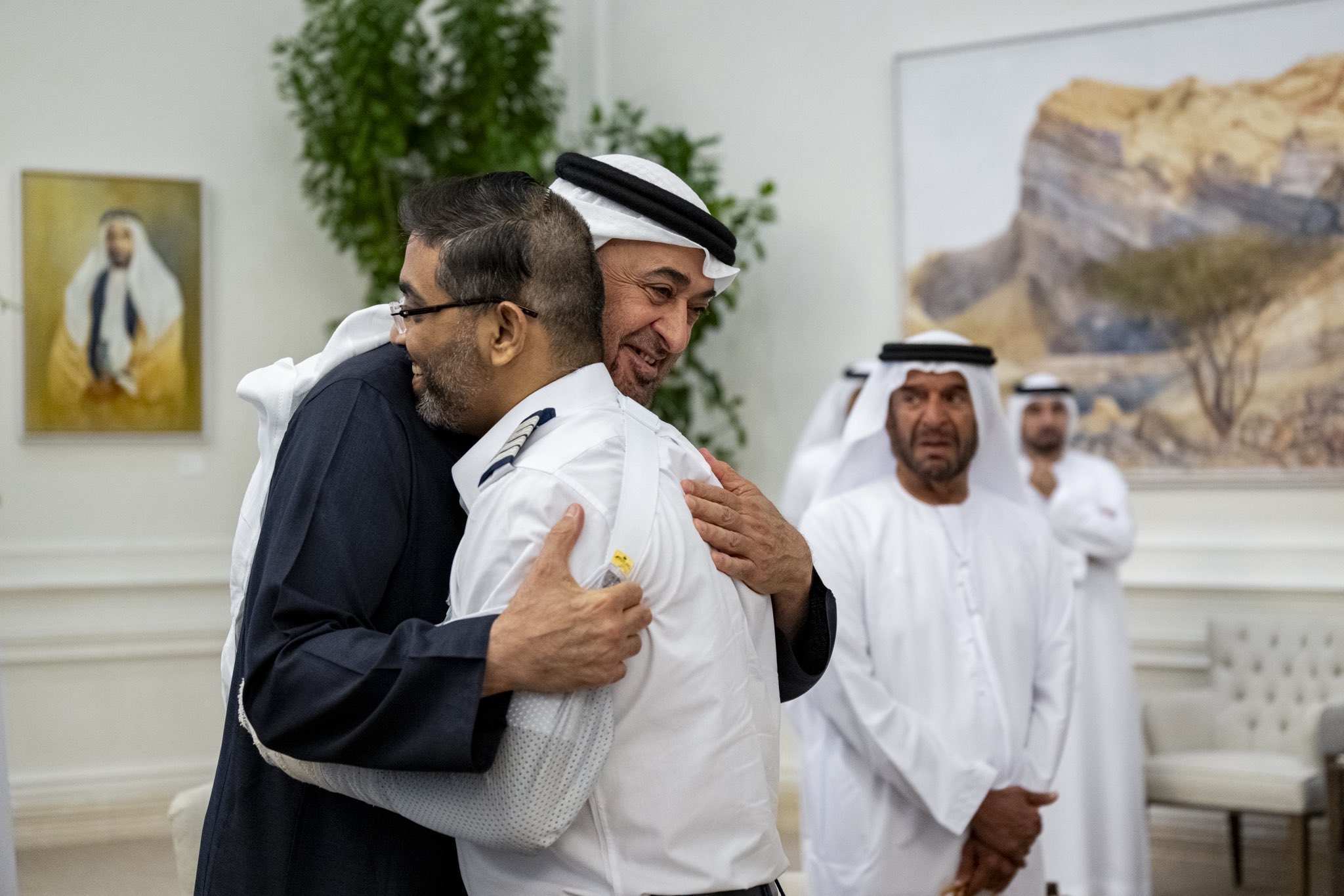 UAE Confers Prestigious Royal Honour on Indian Pilot Captain Smit Machchhar for Mid-Air Bravery